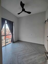 Grosvenor View (D14), Condominium #542022121